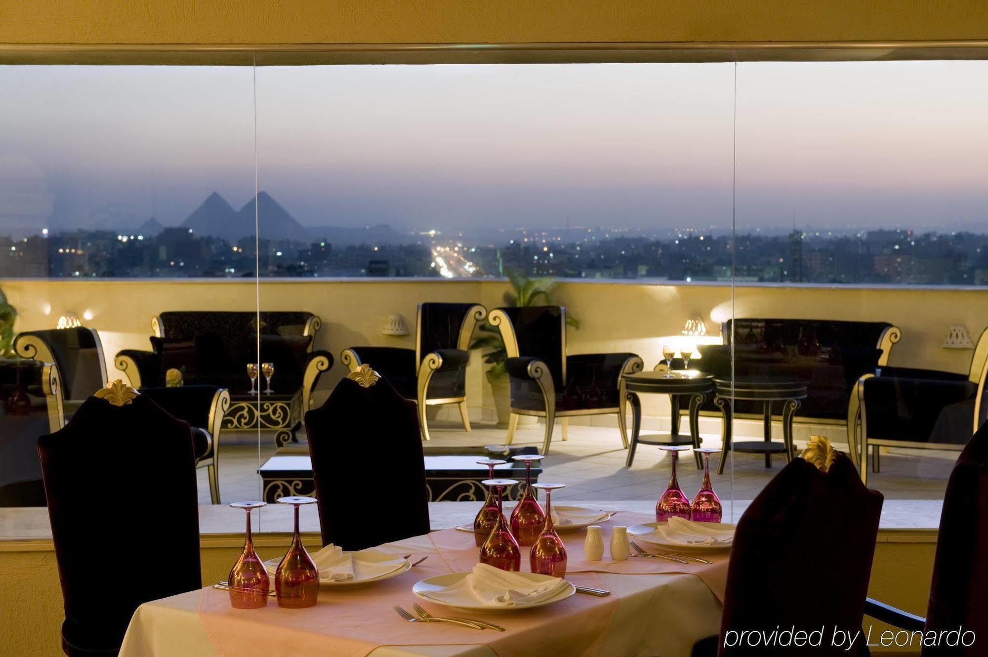 Hotel Barcelo Cairo Pyramids Restaurant foto